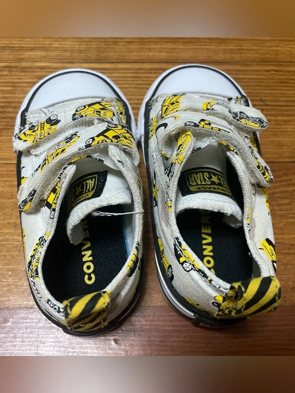 Converse Toddler White Canvas Sneakers w Yellow & Black Construction Vehicles